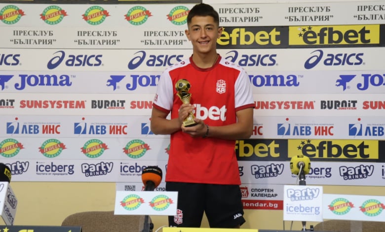 ЧЕТВЪРТЪК,16.10.25, 13.30-ФУТБОЛ-ФУТБОЛИСТ №1 НА М.СЕПТЕМВРИ-МАРТО БОЙЧЕВ /ЦСКА1948/