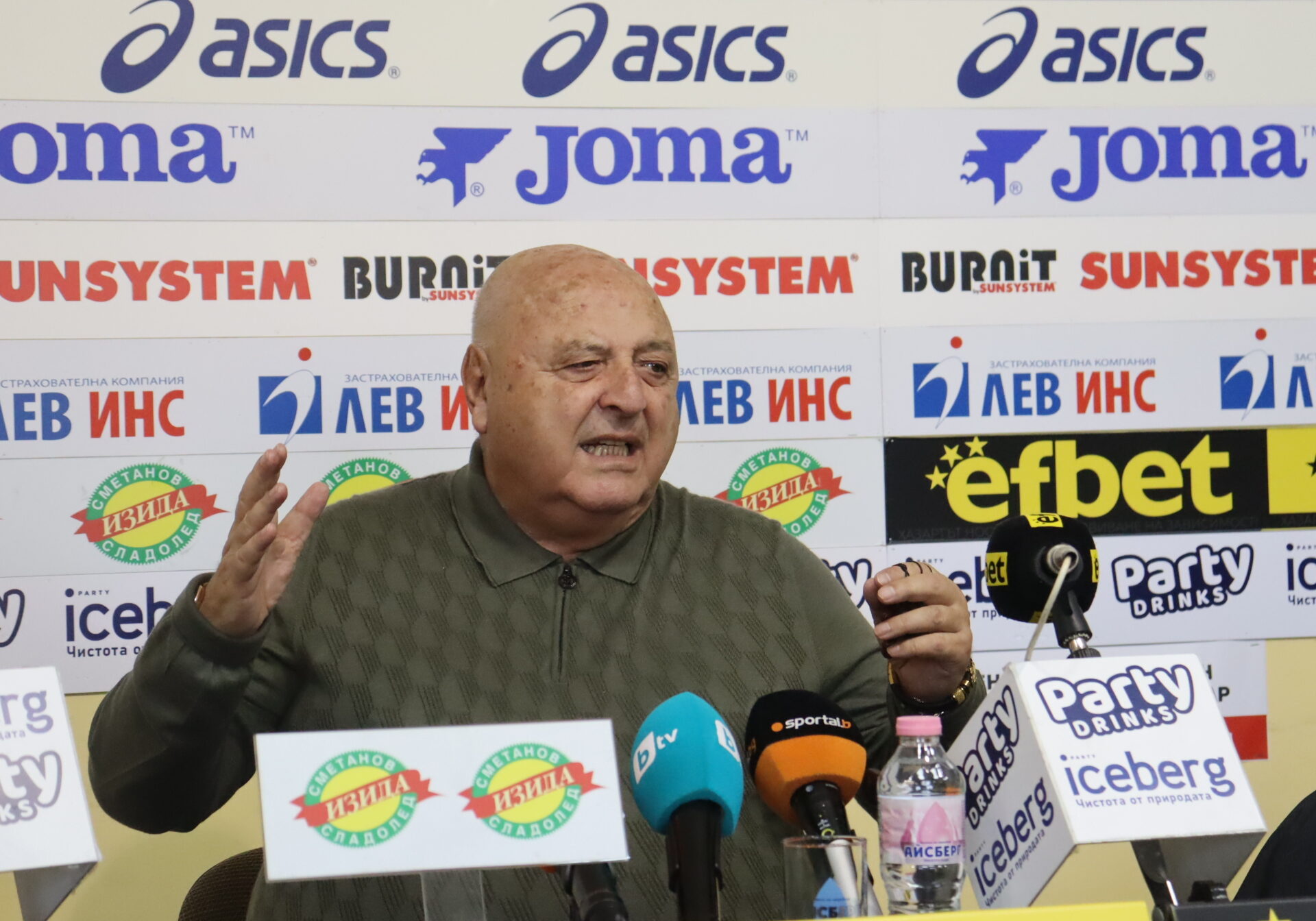 Венци Стефанов: „Персонална отговорност от феновете, без публика на мачовете между Ботев Пд и Локо Пд“