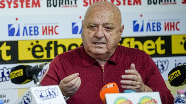 ПОНЕДЕЛНИК,3.11.25 11.30-ФУТБОЛ-ВЕНЦЕСЛАВ СТЕФАНОВ-ЗА ПФК „СЛАВИЯ“ И АКТУАЛНИ ПРОБЛЕМИ НА БЪЛГАРСКИЯ ФУТБОЛ