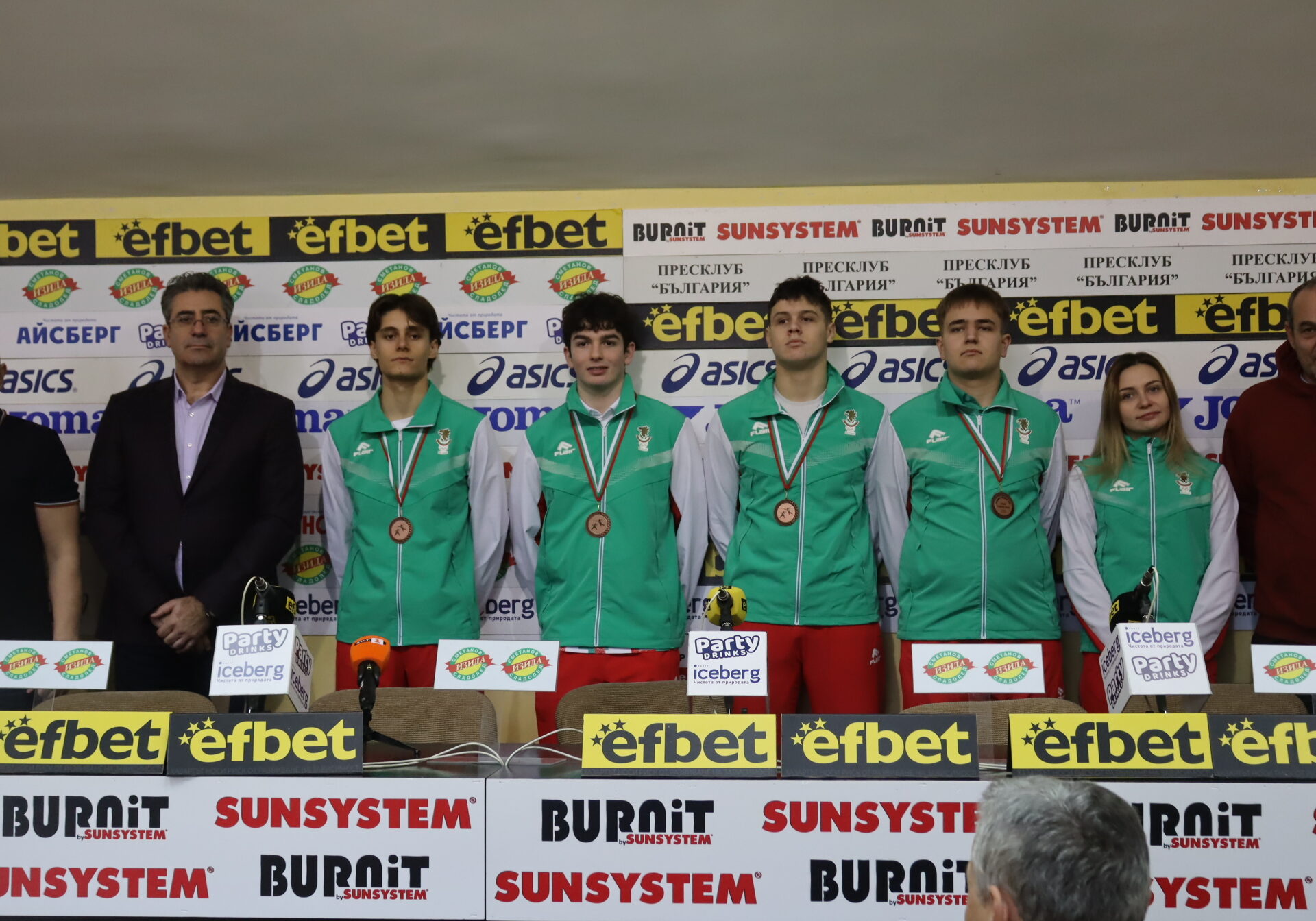 Младежкият отбор с бронзовия медал на сабя от Световната купа в Пловдив: „Подготвени сме за медал на Европейското първенство!“