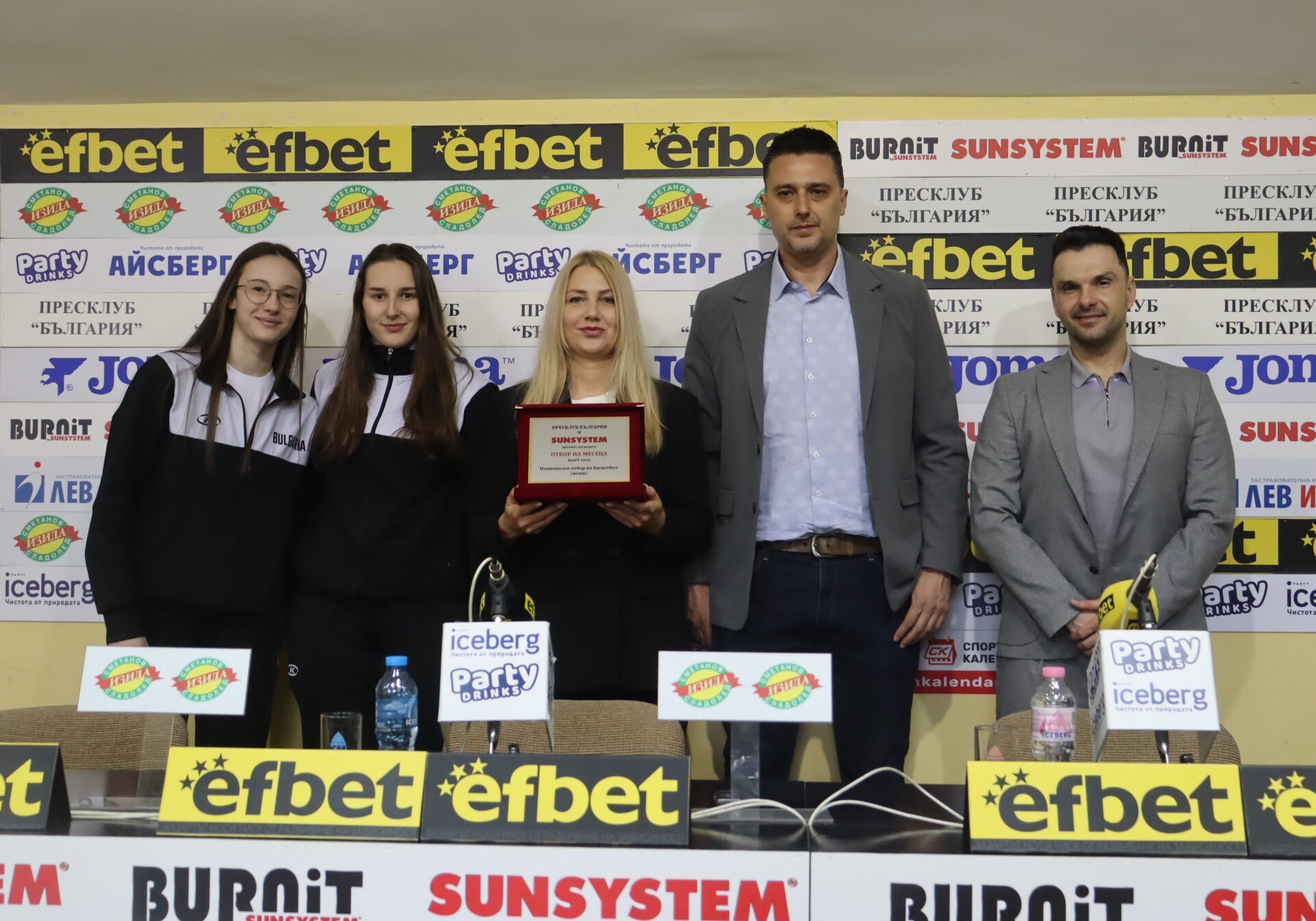 Деница Манолова и Ивана Бонева: Много от отборите не искаха да играят с нас. Ние сме доминантният тим