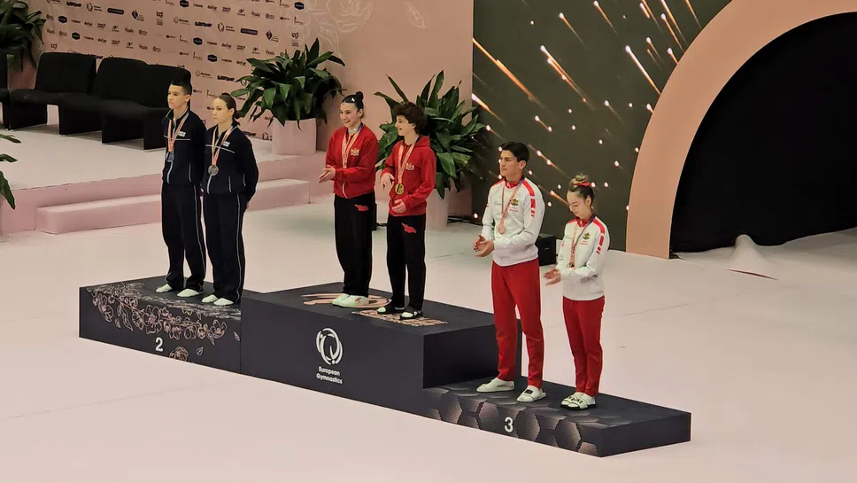 ЧЕТВЪРТЪК, 16.4.26 г,11.00-СКОКОВЕ НА БАТУТ – СЛЕД ГОЛЕМИЯ УСПЕХ НА ЕВРОПЕЙСКОТО ПЪРВЕНСТВО В ПОРТУГАЛИЯ -ДВА БРОНЗОВИ МЕДАЛА И СПЕЧЕЛЕНА КВОТА ЗА ЕВРОПЕЙСКИТЕ ИГРИ: