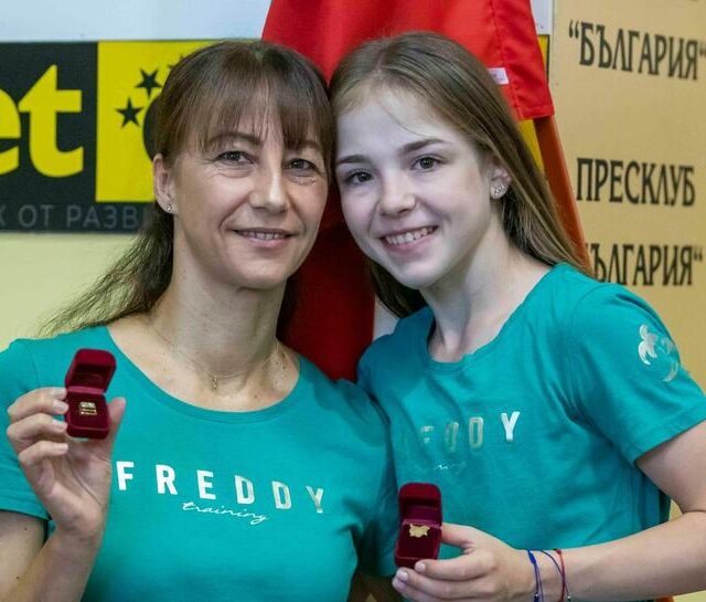 ВТОРНИК,22.9.26, 10.30-ХУДОЖЕСТВЕНА ГИМНАСТИКА-СПОРТИСТ И ТРЕНЬОР НА МЕСЕЦА